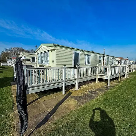 Lovely 8 Berth Caravan In Skegness With Free Wi-Fi, Ref 96023D Exterior photo