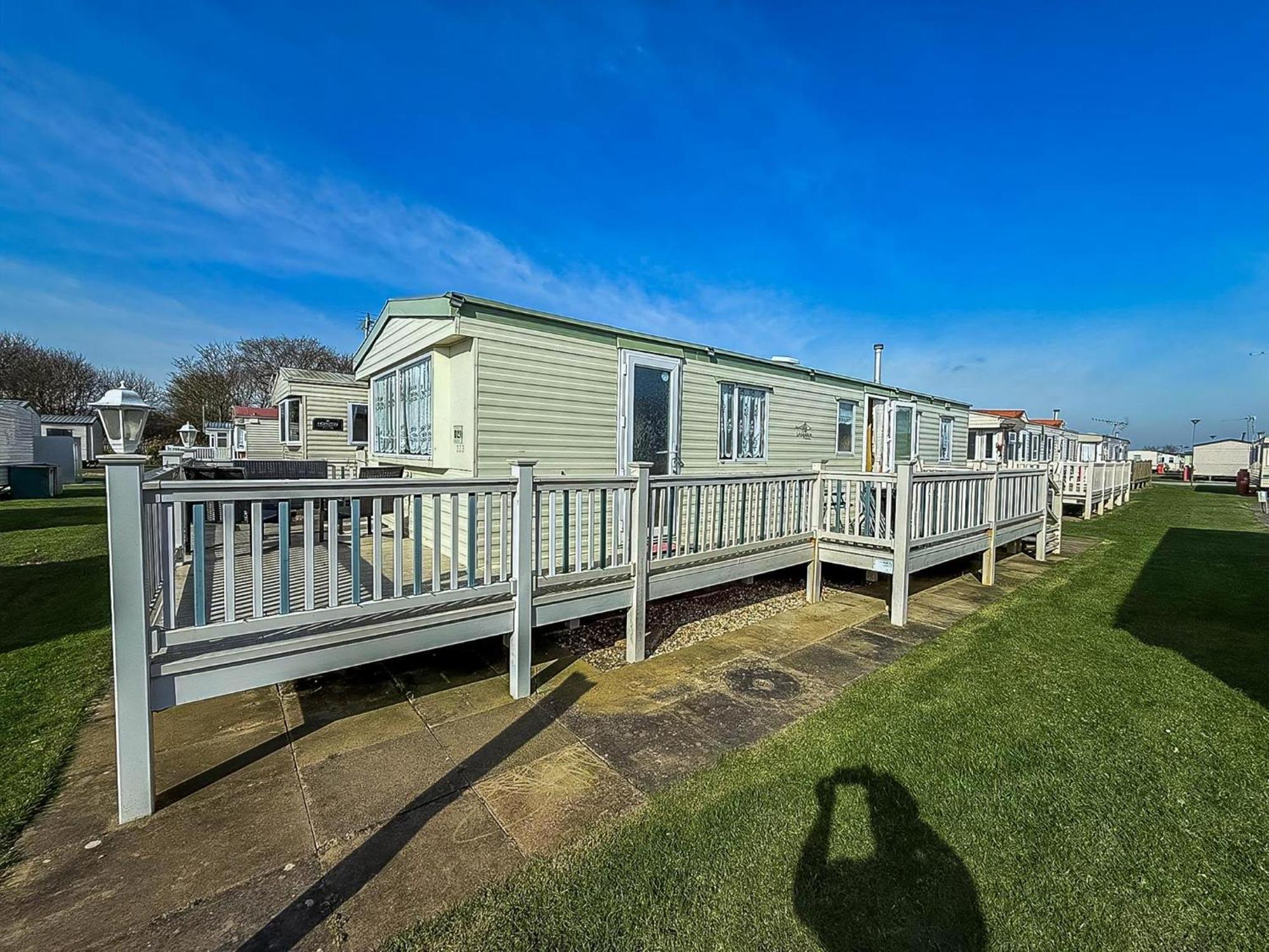 Campsite Lovely 8 Berth Caravan In With Free Wi-fi, Ref 96023d